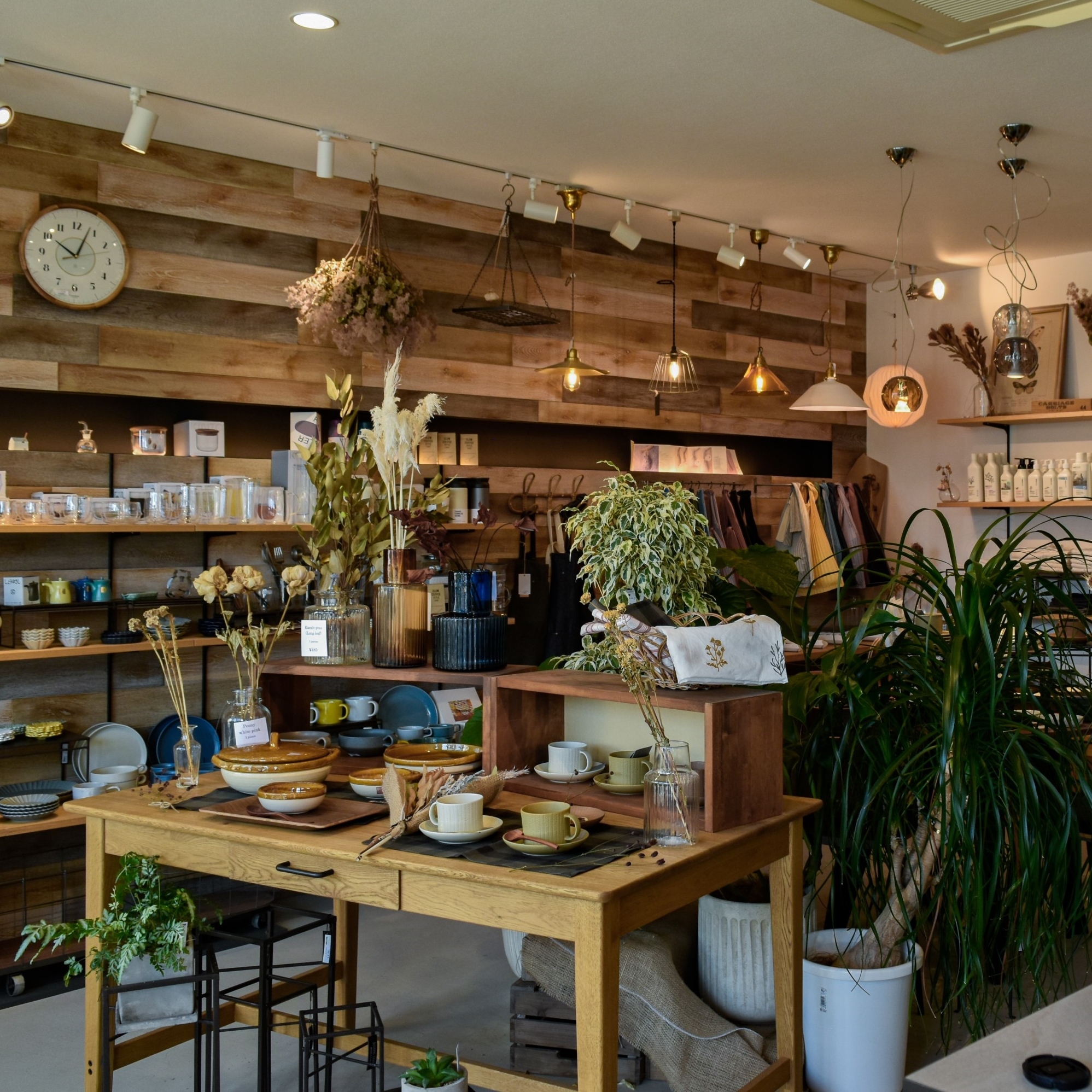 菰野 LIFE STYLE SHOP
